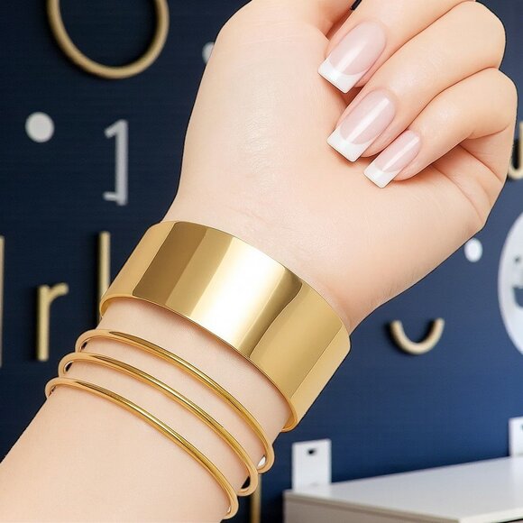 🆕 Bold & Chic Gold-Plated Wide Cuff Bracelet | Trendy Statement Accessory 💛 - Picture 3 of 10